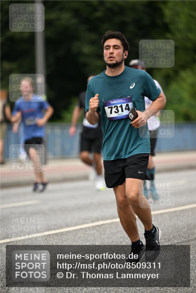 29.06.2025 - hella hamburg halbmarathon Dr. Thomas Lammeyer http://msf.ph/oto/8509311 29.06.2025 10:31:39 Kennedybrücke 2045, 2080, 2643, 3389, 4507, 4509, 5177, 5369, 5495, 5825, 6214, 7314, 7944, 7978, 8085, 8215, 9567, 10205 meine-sportfotos.de