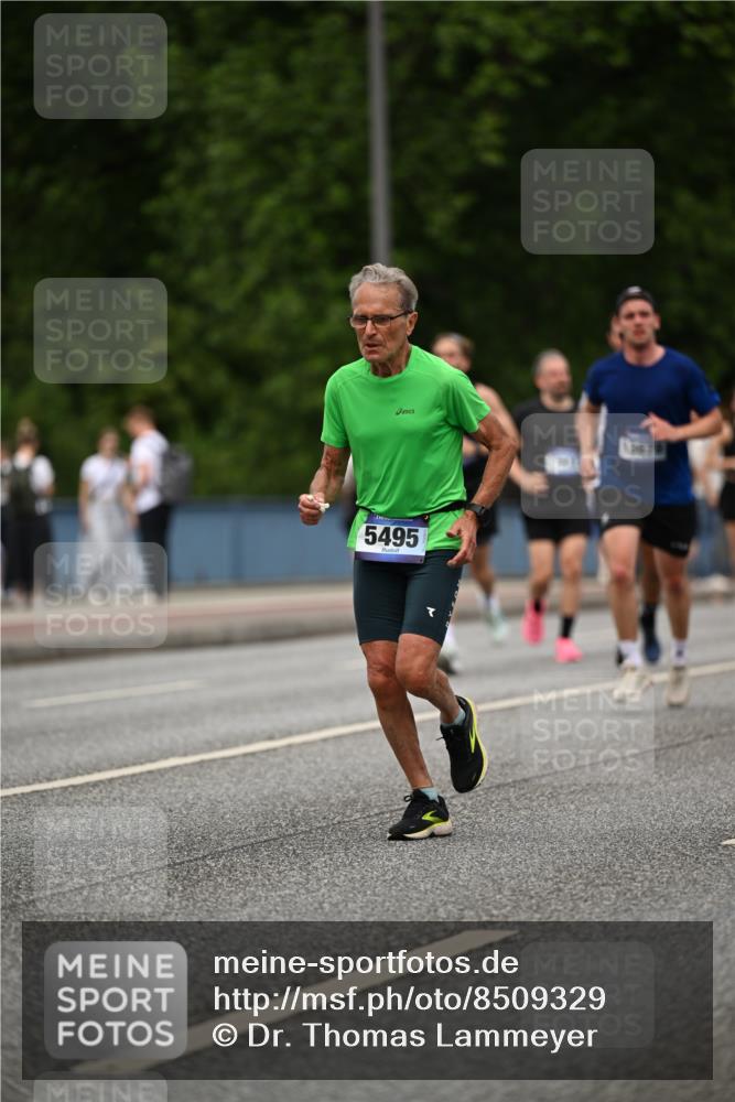 29.06.2025 - hella hamburg halbmarathon Dr. Thomas Lammeyer http://msf.ph/oto/8509329 29.06.2025 10:31:41 Kennedybrücke 2045, 2080, 2643, 3389, 4507, 4509, 5177, 5369, 5495, 5825, 6214, 7314, 7944, 7978, 8085, 8215, 9567, 10205 meine-sportfotos.de