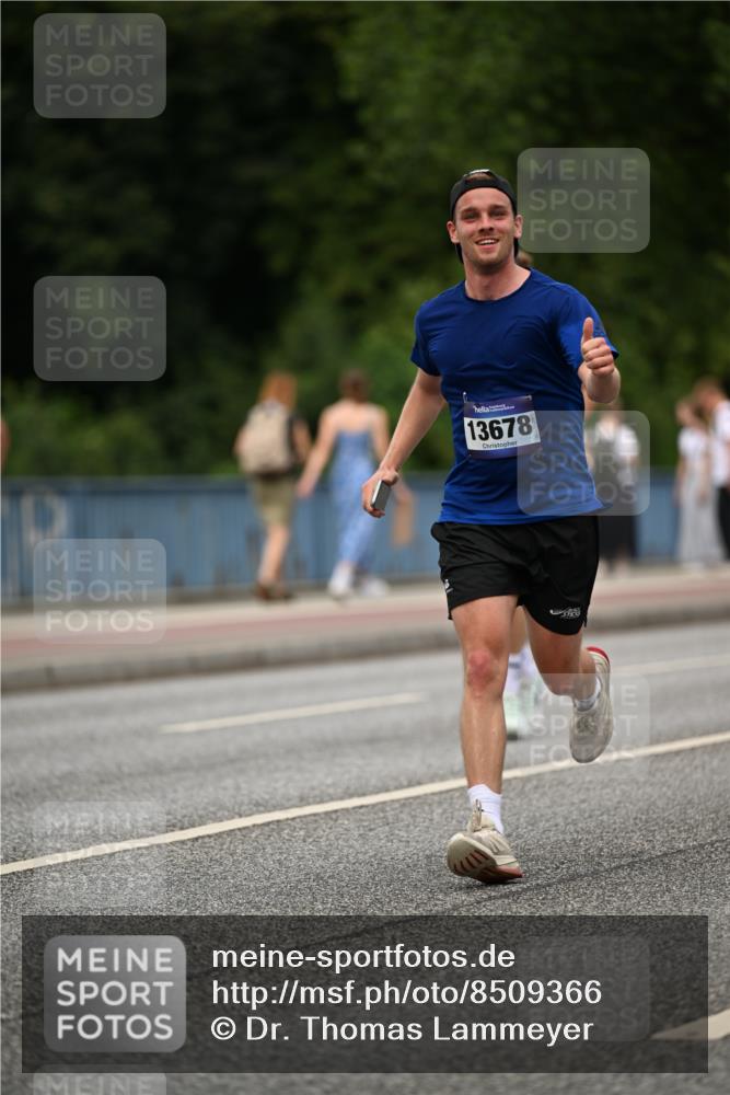 29.06.2025 - hella hamburg halbmarathon Dr. Thomas Lammeyer http://msf.ph/oto/8509366 29.06.2025 10:31:44 Kennedybrücke 1793, 2045, 2080, 2643, 4507, 4509, 5177, 5369, 5495, 5825, 6214, 7234, 7314, 7944, 7978, 8085, 8215, 9567, 10205 meine-sportfotos.de
