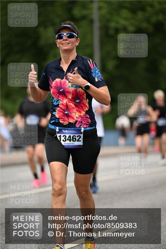 29.06.2025 - hella hamburg halbmarathon Dr. Thomas Lammeyer http://msf.ph/oto/8509383 29.06.2025 10:31:45 Kennedybrücke 1793, 2045, 2080, 2643, 4507, 4509, 5177, 5369, 5495, 5825, 6214, 7234, 7314, 7944, 7978, 8085, 8215, 9567, 10205 meine-sportfotos.de