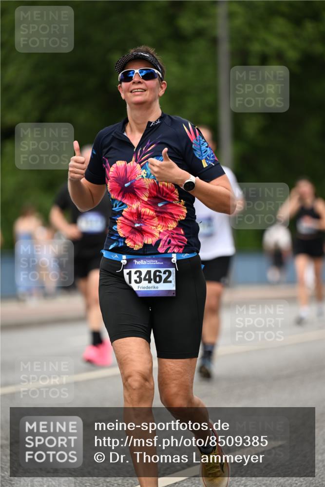 29.06.2025 - hella hamburg halbmarathon Dr. Thomas Lammeyer http://msf.ph/oto/8509385 29.06.2025 10:31:45 Kennedybrücke 1793, 2045, 2080, 2643, 4507, 4509, 5177, 5369, 5495, 5825, 6214, 7234, 7314, 7944, 7978, 8085, 8215, 9567, 10205 meine-sportfotos.de