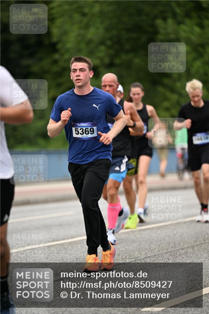 29.06.2025 - hella hamburg halbmarathon Dr. Thomas Lammeyer http://msf.ph/oto/8509427 29.06.2025 10:31:50 Kennedybrücke 1148, 1793, 2080, 2643, 4372, 5369, 5495, 5825, 7234, 7314, 7944, 7978, 8085, 8215, 8327, 9567, 10205 meine-sportfotos.de