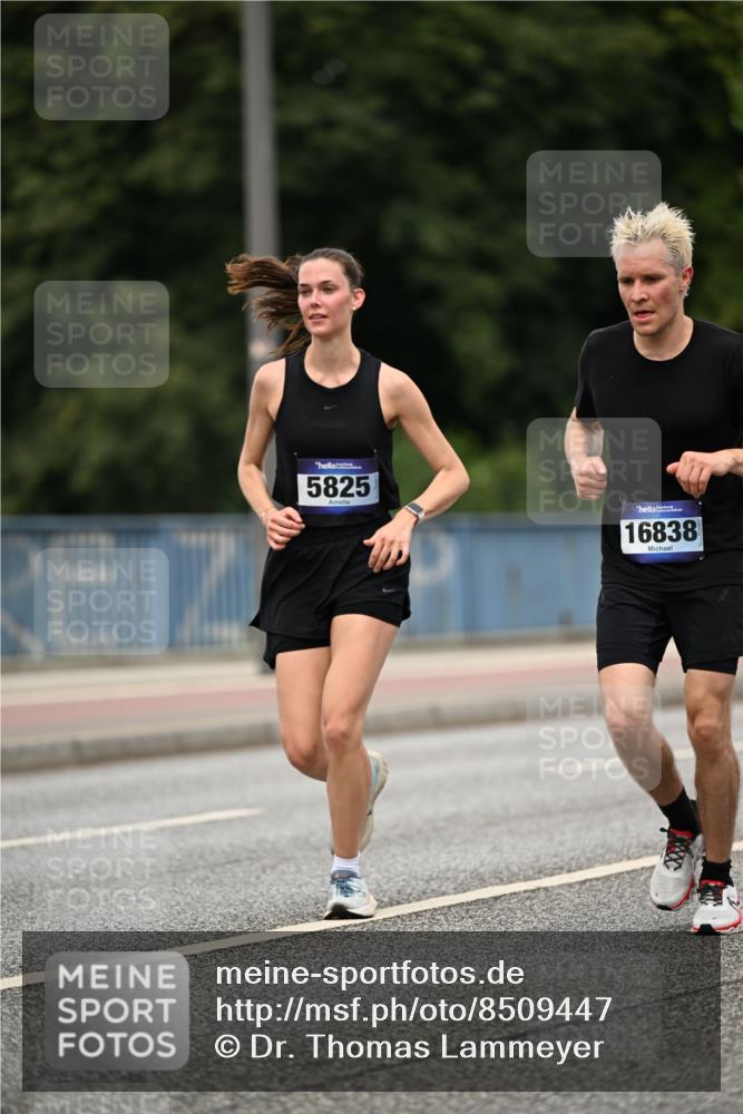 29.06.2025 - hella hamburg halbmarathon Dr. Thomas Lammeyer http://msf.ph/oto/8509447 29.06.2025 10:31:52 Kennedybrücke 1148, 1530, 1793, 2080, 2643, 4372, 5369, 5495, 5825, 5903, 7234, 7314, 7944, 7978, 8085, 8215, 8327, 9567 meine-sportfotos.de