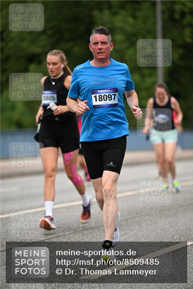 29.06.2025 - hella hamburg halbmarathon Dr. Thomas Lammeyer http://msf.ph/oto/8509485 29.06.2025 10:31:56 Kennedybrücke 1148, 1530, 1793, 2080, 4372, 5369, 5495, 5825, 5903, 7234, 7944, 7978, 8085, 8215, 8327, 9567 meine-sportfotos.de