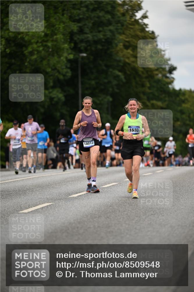 29.06.2025 - hella hamburg halbmarathon Dr. Thomas Lammeyer http://msf.ph/oto/8509548 29.06.2025 10:32:02 Kennedybrücke 1148, 1530, 1793, 2080, 4372, 5369, 5825, 5903, 7234, 7944, 8327, 9567 meine-sportfotos.de