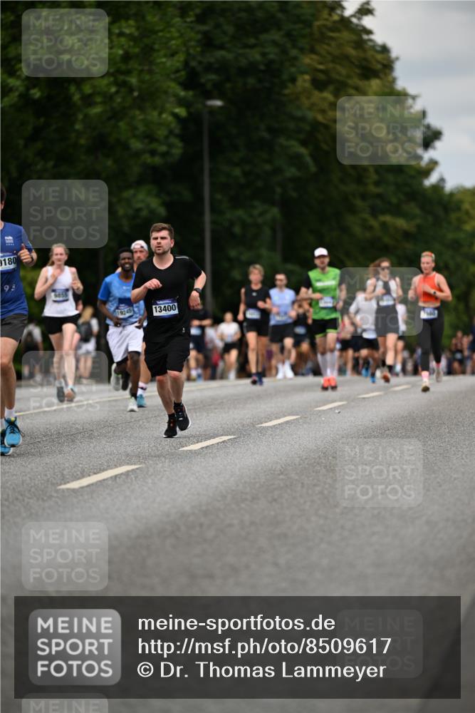 29.06.2025 - hella hamburg halbmarathon Dr. Thomas Lammeyer http://msf.ph/oto/8509617 29.06.2025 10:32:11 Kennedybrücke 1148, 1530, 1793, 4372, 5285, 5707, 5903, 5939, 7234, 7667, 7764, 7980, 8327, 9855 meine-sportfotos.de