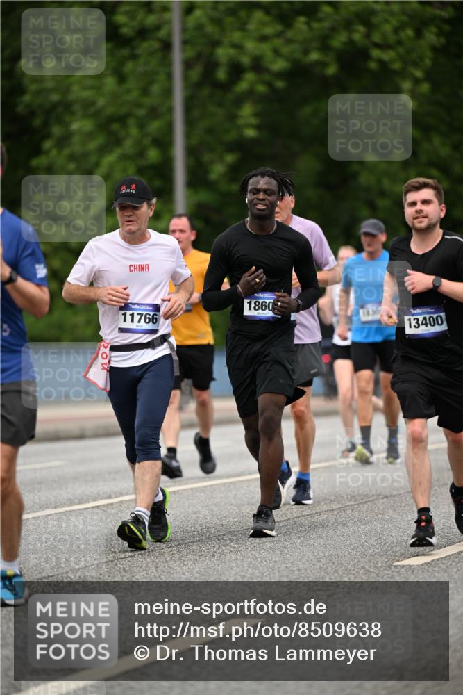 29.06.2025 - hella hamburg halbmarathon Dr. Thomas Lammeyer http://msf.ph/oto/8509638 29.06.2025 10:32:15 Kennedybrücke 1148, 1530, 4372, 5285, 5707, 5903, 5939, 7497, 7667, 7764, 7980, 8327, 9855, 10412, 10413 meine-sportfotos.de