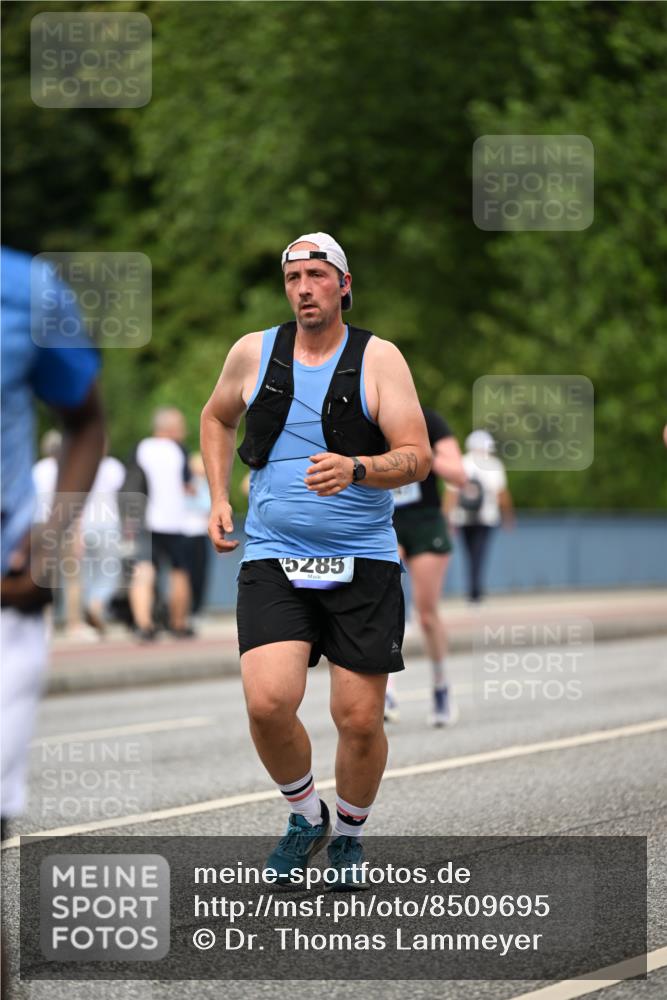 29.06.2025 - hella hamburg halbmarathon Dr. Thomas Lammeyer http://msf.ph/oto/8509695 29.06.2025 10:32:22 Kennedybrücke 1530, 5285, 5707, 5939, 6102, 7497, 7667, 7764, 7980, 9855, 10412, 10413 meine-sportfotos.de