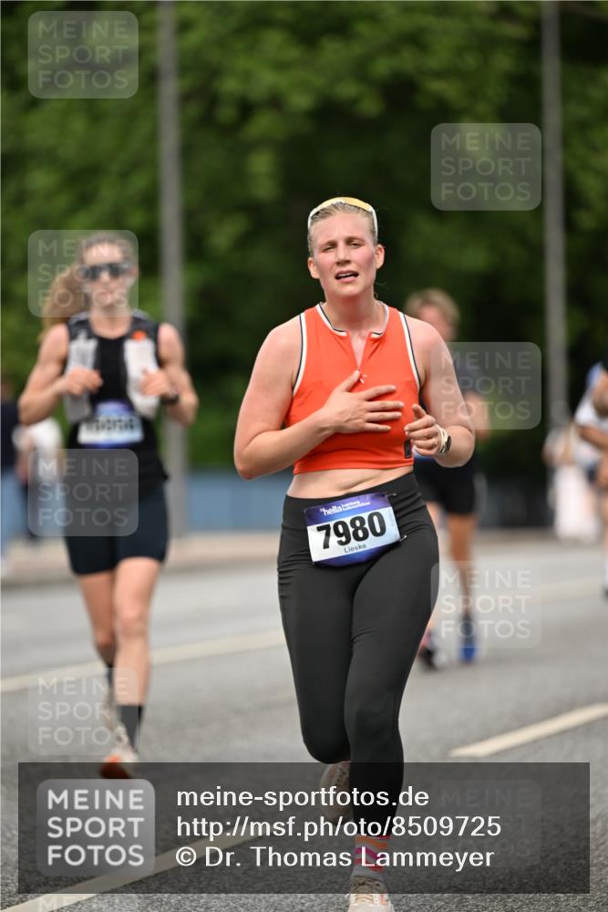 29.06.2025 - hella hamburg halbmarathon Dr. Thomas Lammeyer http://msf.ph/oto/8509725 29.06.2025 10:32:24 Kennedybrücke 4834, 5285, 5707, 5939, 6102, 7497, 7667, 7764, 7980, 9855, 10412, 10413 meine-sportfotos.de