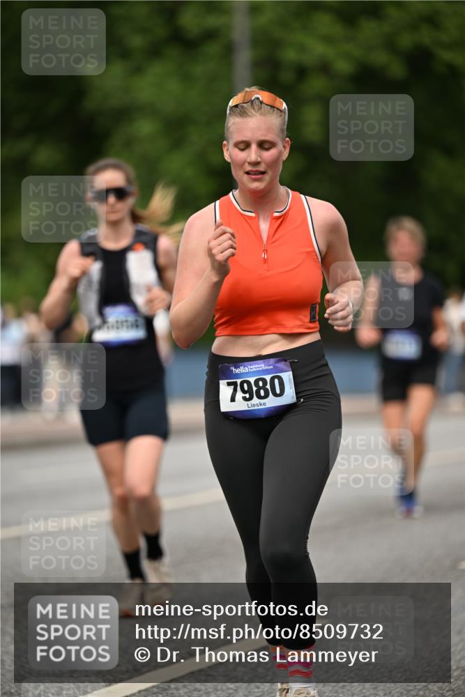 29.06.2025 - hella hamburg halbmarathon Dr. Thomas Lammeyer http://msf.ph/oto/8509732 29.06.2025 10:32:25 Kennedybrücke 4834, 5285, 5707, 5939, 6102, 6345, 7497, 7667, 7764, 7980, 9855, 10412, 10413 meine-sportfotos.de