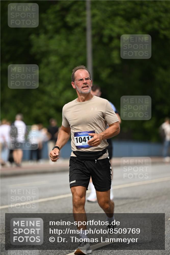 29.06.2025 - hella hamburg halbmarathon Dr. Thomas Lammeyer http://msf.ph/oto/8509769 29.06.2025 10:32:28 Kennedybrücke 4834, 5285, 5604, 5707, 5939, 6102, 6259, 6345, 7497, 7667, 7764, 7980, 9716, 9855, 10412, 10413 meine-sportfotos.de