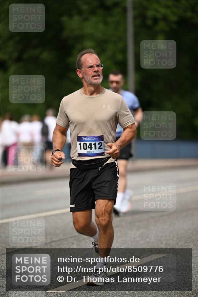 29.06.2025 - hella hamburg halbmarathon Dr. Thomas Lammeyer http://msf.ph/oto/8509776 29.06.2025 10:32:29 Kennedybrücke 4834, 5285, 5604, 5707, 5939, 6102, 6259, 6345, 7497, 7667, 7764, 7980, 9642, 9716, 9855, 10412, 10413 meine-sportfotos.de