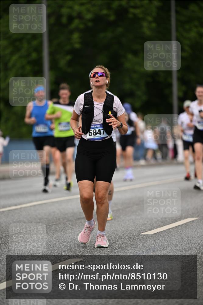 29.06.2025 - hella hamburg halbmarathon Dr. Thomas Lammeyer http://msf.ph/oto/8510130 29.06.2025 10:33:13 Kennedybrücke 1557, 2010, 3179, 3445, 3717, 4349, 4373, 5167, 5718, 5847, 6285, 6632, 7832, 8056, 9714, 10198, 10434, 10808, 11249 meine-sportfotos.de