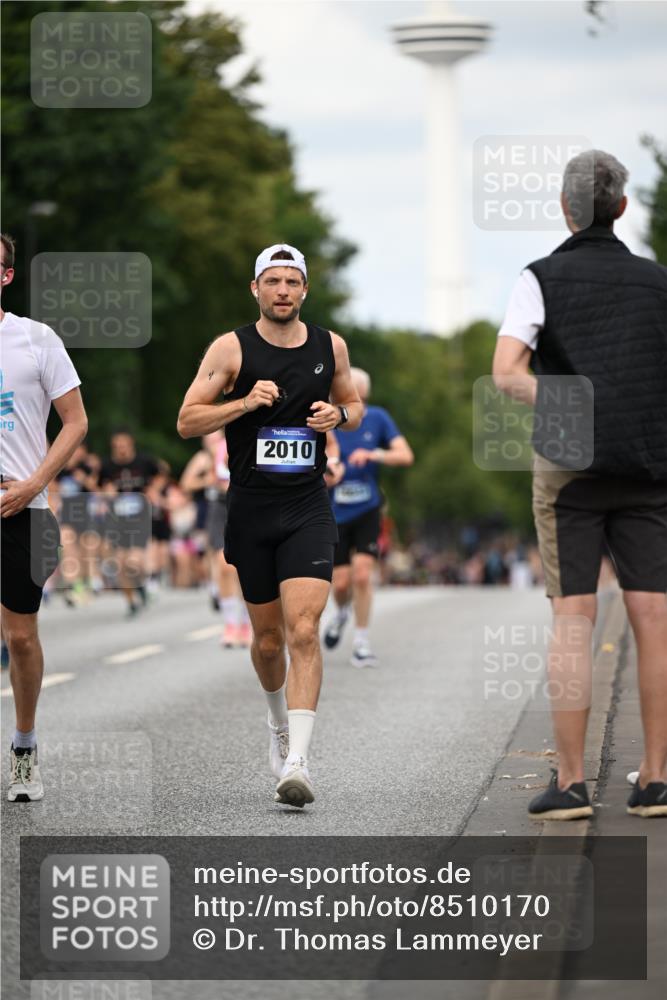29.06.2025 - hella hamburg halbmarathon Dr. Thomas Lammeyer http://msf.ph/oto/8510170 29.06.2025 10:33:16 Kennedybrücke 1518, 1557, 2010, 3179, 3445, 3717, 4349, 4373, 5167, 5847, 6285, 6632, 7832, 9714, 10198, 10434, 10808, 11249, 11269 meine-sportfotos.de