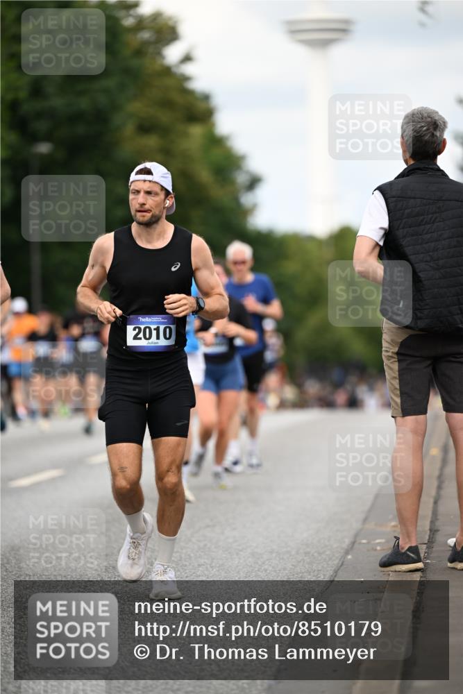 29.06.2025 - hella hamburg halbmarathon Dr. Thomas Lammeyer http://msf.ph/oto/8510179 29.06.2025 10:33:17 Kennedybrücke 1518, 1557, 2010, 3179, 3445, 3717, 4349, 4362, 4373, 4395, 5167, 5847, 6285, 6632, 7832, 9714, 10198, 11249, 11269 meine-sportfotos.de