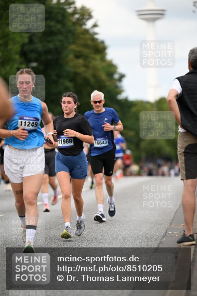 29.06.2025 - hella hamburg halbmarathon Dr. Thomas Lammeyer http://msf.ph/oto/8510205 29.06.2025 10:33:20 Kennedybrücke 1518, 1557, 2010, 3179, 3445, 3717, 4349, 4362, 4373, 4395, 5167, 5847, 6285, 6632, 7832, 8560, 9714, 10198, 11249, 11269 meine-sportfotos.de