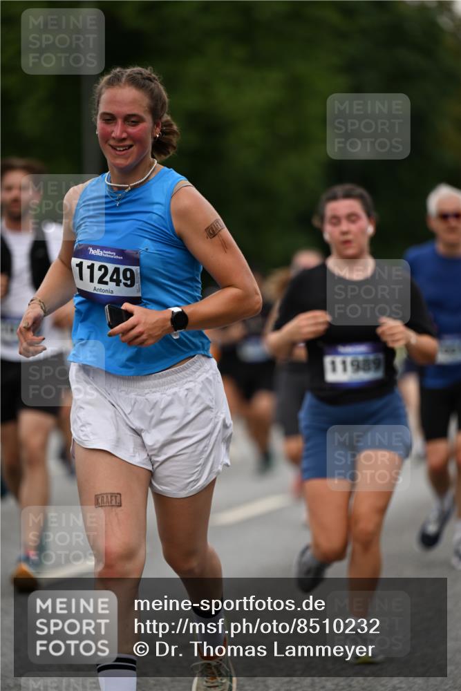 29.06.2025 - hella hamburg halbmarathon Dr. Thomas Lammeyer http://msf.ph/oto/8510232 29.06.2025 10:33:22 Kennedybrücke 1518, 1557, 2010, 3179, 3445, 3717, 4349, 4362, 4373, 4395, 5167, 5847, 6285, 6632, 7832, 8560, 9714, 10198, 11249, 11269 meine-sportfotos.de