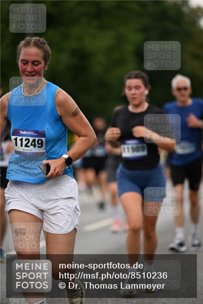 29.06.2025 - hella hamburg halbmarathon Dr. Thomas Lammeyer http://msf.ph/oto/8510236 29.06.2025 10:33:22 Kennedybrücke 1518, 1557, 2010, 3179, 3445, 3717, 4349, 4362, 4373, 4395, 5167, 5847, 6285, 6632, 7832, 8560, 9714, 10198, 11249, 11269 meine-sportfotos.de