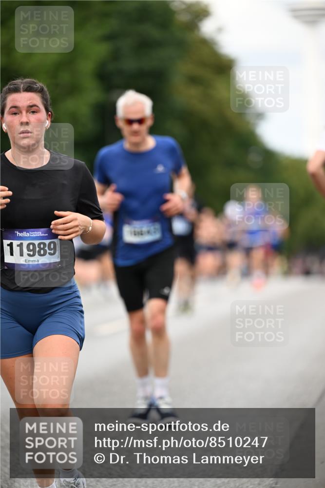 29.06.2025 - hella hamburg halbmarathon Dr. Thomas Lammeyer http://msf.ph/oto/8510247 29.06.2025 10:33:23 Kennedybrücke 1518, 1557, 2010, 3179, 3311, 3445, 3717, 4349, 4362, 4373, 4395, 5167, 5847, 6285, 6632, 7832, 8560, 9714, 10198, 11249, 11269 meine-sportfotos.de