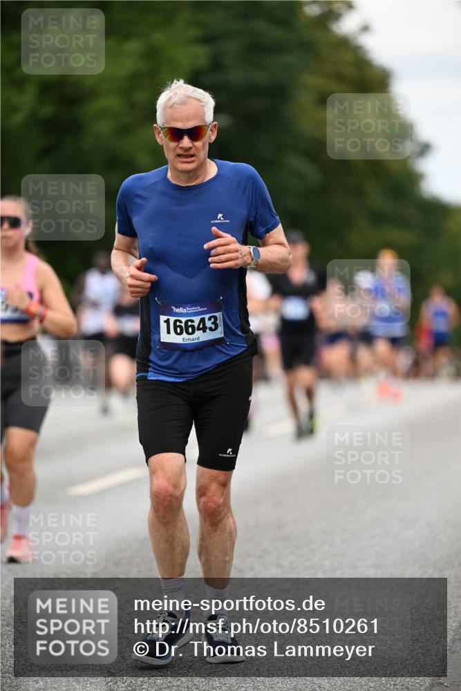 29.06.2025 - hella hamburg halbmarathon Dr. Thomas Lammeyer http://msf.ph/oto/8510261 29.06.2025 10:33:24 Kennedybrücke 1518, 1557, 2010, 3179, 3311, 3445, 3717, 4349, 4362, 4373, 4395, 5167, 5847, 6285, 6632, 7832, 8560, 9714, 10198, 11249, 11269 meine-sportfotos.de