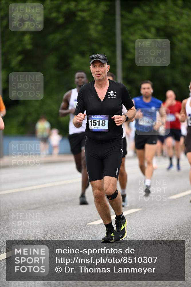 29.06.2025 - hella hamburg halbmarathon Dr. Thomas Lammeyer http://msf.ph/oto/8510307 29.06.2025 10:33:31 Kennedybrücke 1518, 1557, 1694, 2010, 2699, 3179, 3311, 3445, 3717, 4349, 4362, 4373, 4395, 4700, 5167, 5249, 5250, 6285, 6632, 7832, 8560, 9714, 10068, 10198, 11249, 11269, 11376 meine-sportfotos.de