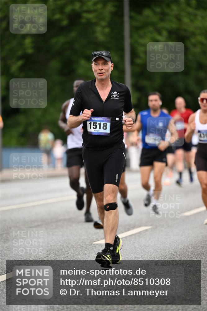 29.06.2025 - hella hamburg halbmarathon Dr. Thomas Lammeyer http://msf.ph/oto/8510308 29.06.2025 10:33:31 Kennedybrücke 1518, 1557, 1694, 2010, 2699, 3179, 3311, 3445, 3717, 4349, 4362, 4373, 4395, 4700, 5167, 5249, 5250, 6285, 6632, 7832, 8560, 9714, 10068, 10198, 11249, 11269, 11376 meine-sportfotos.de