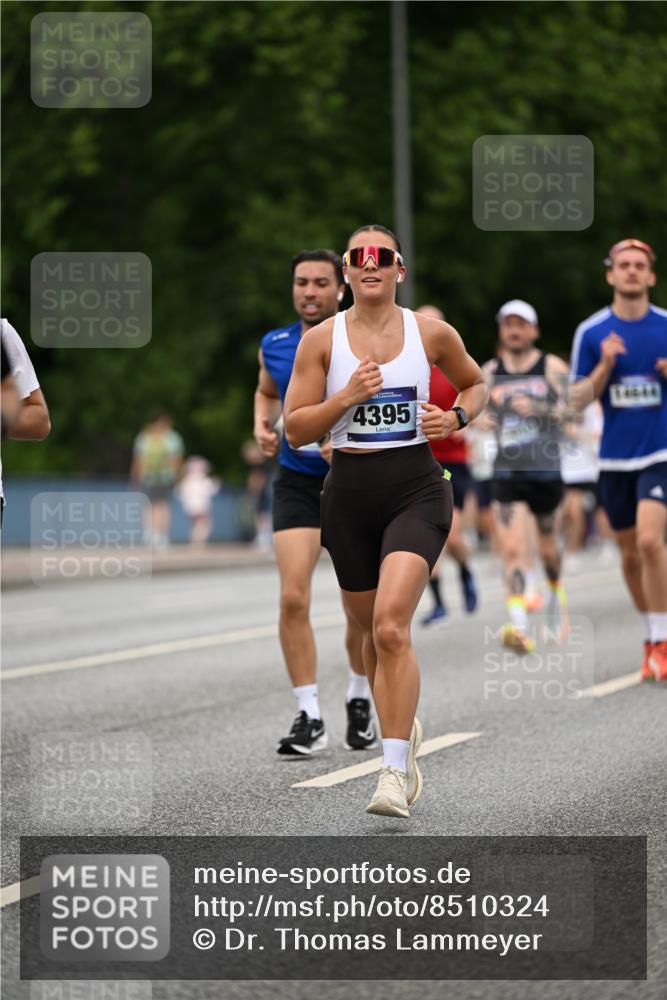 29.06.2025 - hella hamburg halbmarathon Dr. Thomas Lammeyer http://msf.ph/oto/8510324 29.06.2025 10:33:33 Kennedybrücke 1518, 1557, 1694, 2699, 3311, 3445, 3717, 4349, 4362, 4395, 4700, 5063, 5167, 5249, 5250, 6285, 6632, 7832, 8560, 9714, 10068, 10198, 11249, 11269, 11376 meine-sportfotos.de