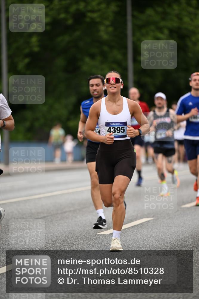 29.06.2025 - hella hamburg halbmarathon Dr. Thomas Lammeyer http://msf.ph/oto/8510328 29.06.2025 10:33:33 Kennedybrücke 1518, 1557, 1694, 2699, 3311, 3445, 3717, 4349, 4362, 4395, 4700, 5063, 5167, 5249, 5250, 6285, 6632, 7832, 8560, 9714, 10068, 10198, 11249, 11269, 11376 meine-sportfotos.de