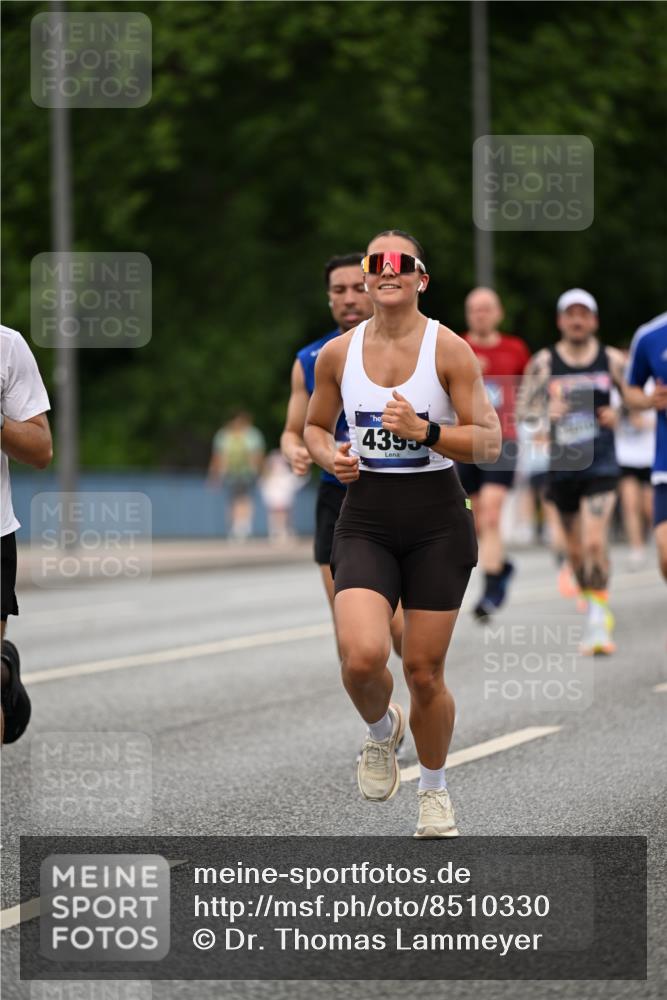 29.06.2025 - hella hamburg halbmarathon Dr. Thomas Lammeyer http://msf.ph/oto/8510330 29.06.2025 10:33:33 Kennedybrücke 1518, 1557, 1694, 2699, 3311, 3445, 3717, 4349, 4362, 4395, 4700, 5063, 5167, 5249, 5250, 6285, 6632, 7832, 8560, 9714, 10068, 10198, 11249, 11269, 11376 meine-sportfotos.de