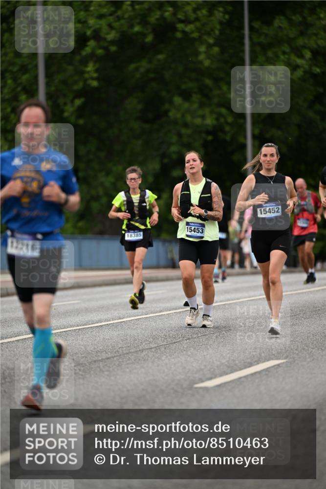 29.06.2025 - hella hamburg halbmarathon Dr. Thomas Lammeyer http://msf.ph/oto/8510463 29.06.2025 10:33:45 Kennedybrücke 1518, 1694, 1869, 2699, 3311, 3613, 4362, 4395, 4700, 4982, 5063, 5249, 5250, 5322, 8388, 8560, 10068, 10162, 11269, 11376 meine-sportfotos.de