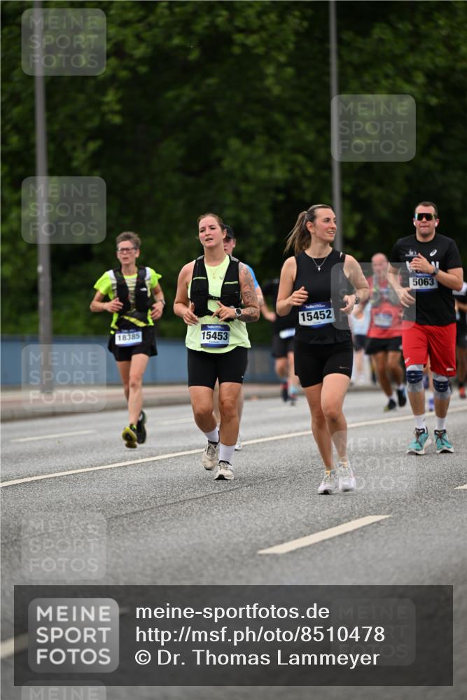 29.06.2025 - hella hamburg halbmarathon Dr. Thomas Lammeyer http://msf.ph/oto/8510478 29.06.2025 10:33:45 Kennedybrücke 1518, 1694, 1869, 2699, 3311, 3613, 4362, 4395, 4700, 4982, 5063, 5249, 5250, 5322, 8388, 8560, 10068, 10162, 11269, 11376 meine-sportfotos.de