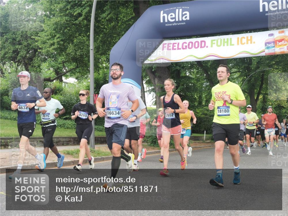29.06.2025 - hella hamburg halbmarathon KatJ http://msf.ph/oto/8511871 29.06.2025 10:44:25 Zwischen KM18-KM19 2652, 2656, 3575, 4632, 5391, 6892, 7159 meine-sportfotos.de