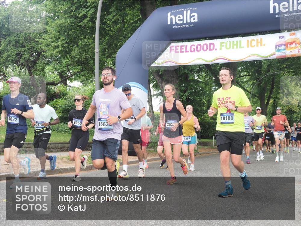 29.06.2025 - hella hamburg halbmarathon KatJ http://msf.ph/oto/8511876 29.06.2025 10:44:25 Zwischen KM18-KM19 2652, 2656, 3575, 4632, 5391, 6892, 7159 meine-sportfotos.de