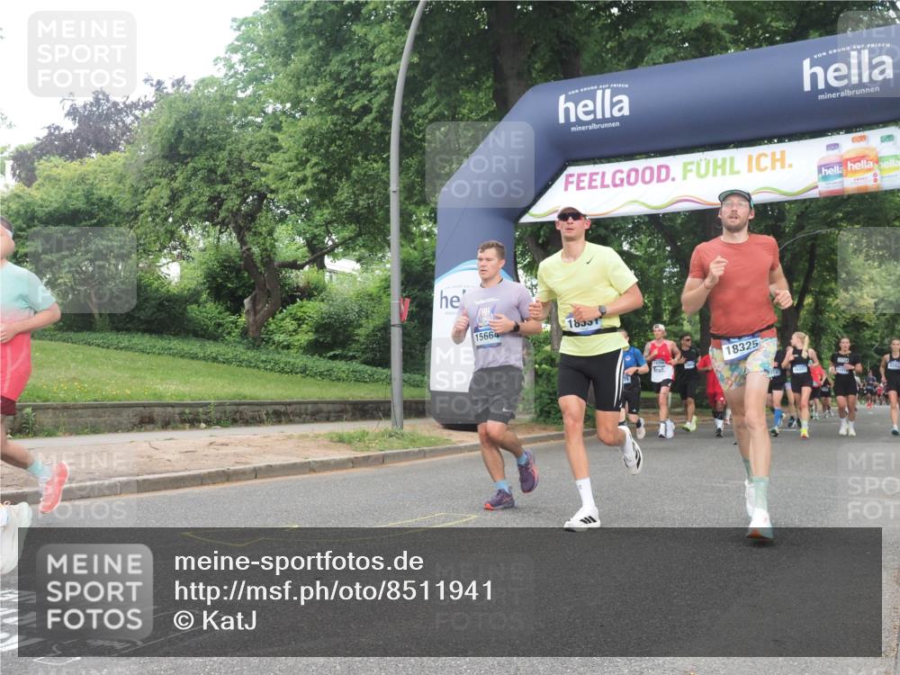 29.06.2025 - hella hamburg halbmarathon KatJ http://msf.ph/oto/8511941 29.06.2025 10:44:28 Zwischen KM18-KM19 1387, 2652, 2656, 3575, 4632, 5391, 6892, 7159 meine-sportfotos.de