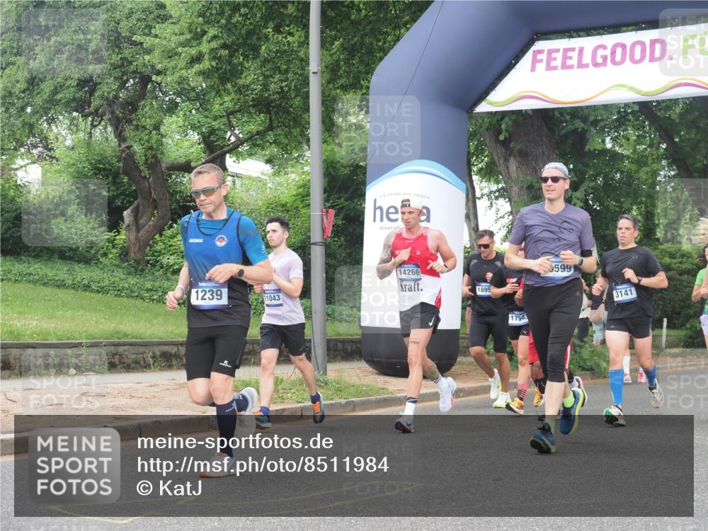29.06.2025 - hella hamburg halbmarathon KatJ http://msf.ph/oto/8511984 29.06.2025 10:44:31 Zwischen KM18-KM19 1239, 1387, 2652, 2656, 3141, 4579, 6592 meine-sportfotos.de