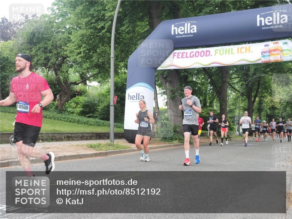 29.06.2025 - hella hamburg halbmarathon KatJ http://msf.ph/oto/8512192 29.06.2025 10:44:37 Zwischen KM18-KM19 1239, 3141, 4579, 6592, 8322 meine-sportfotos.de