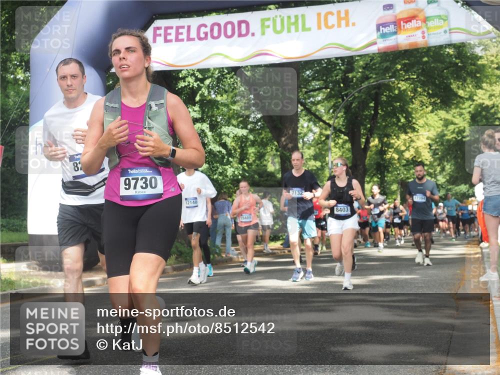 29.06.2025 - hella hamburg halbmarathon KatJ http://msf.ph/oto/8512542 29.06.2025 11:43:52 Zwischen KM18-KM19 1286, 1617, 3364, 3734, 4878, 5309, 5394, 5585, 7132, 7827, 8212, 8403 meine-sportfotos.de