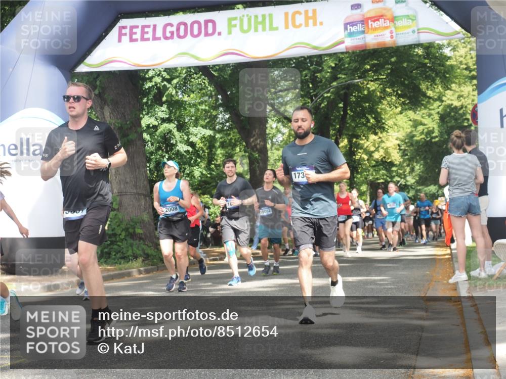 29.06.2025 - hella hamburg halbmarathon KatJ http://msf.ph/oto/8512654 29.06.2025 11:43:56 Zwischen KM18-KM19 1744, 1837, 2008, 3364, 3857, 5309, 6392, 7132, 7827, 8212, 8403 meine-sportfotos.de
