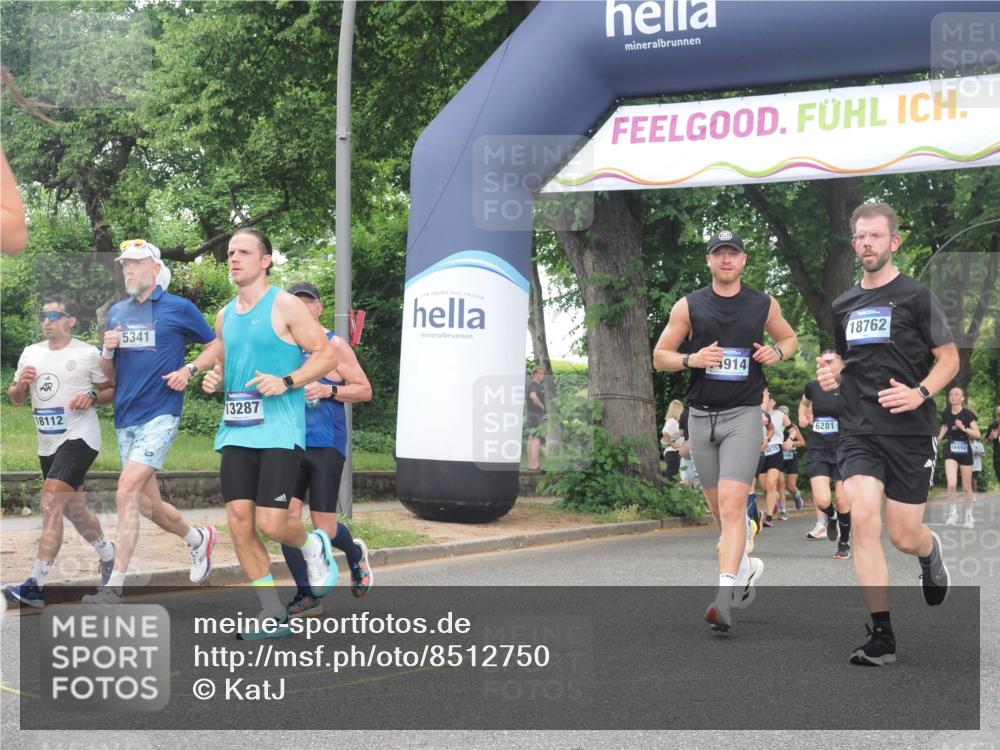 29.06.2025 - hella hamburg halbmarathon KatJ http://msf.ph/oto/8512750 29.06.2025 10:44:59 Zwischen KM18-KM19 1595, 2282, 2907, 3251, 4088, 5277, 5341, 6104, 6281, 6302 meine-sportfotos.de