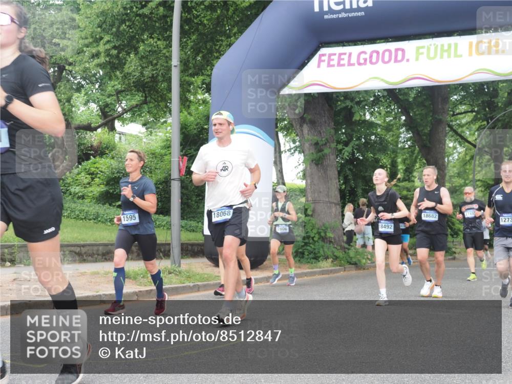 29.06.2025 - hella hamburg halbmarathon KatJ http://msf.ph/oto/8512847 29.06.2025 10:45:02 Zwischen KM18-KM19 1595, 3251, 4088, 5277, 5341, 6281, 6302 meine-sportfotos.de