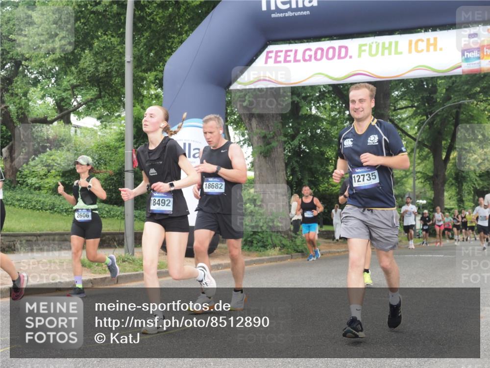 29.06.2025 - hella hamburg halbmarathon KatJ http://msf.ph/oto/8512890 29.06.2025 10:45:03 Zwischen KM18-KM19 1595, 2606, 3251, 4088, 5277, 5341, 6281, 6302 meine-sportfotos.de