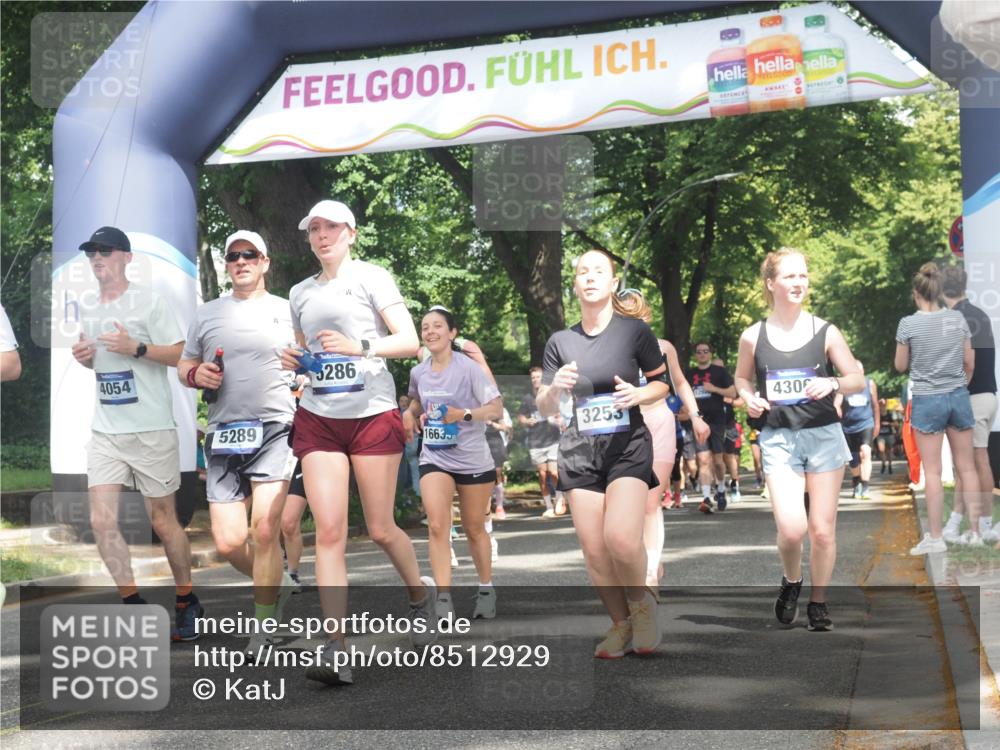 29.06.2025 - hella hamburg halbmarathon KatJ http://msf.ph/oto/8512929 29.06.2025 11:44:09 Zwischen KM18-KM19 2362, 3253, 4054, 4306, 5286, 5289, 5552, 6002, 8184 meine-sportfotos.de