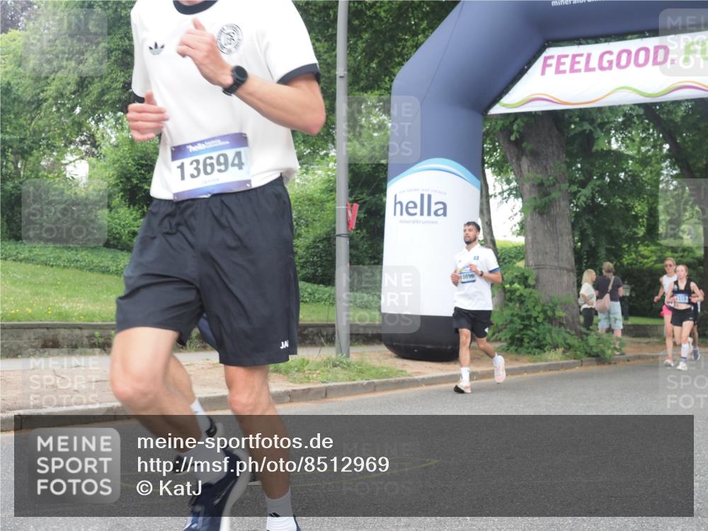 29.06.2025 - hella hamburg halbmarathon KatJ http://msf.ph/oto/8512969 29.06.2025 10:45:10 Zwischen KM18-KM19 2606, 4319 meine-sportfotos.de