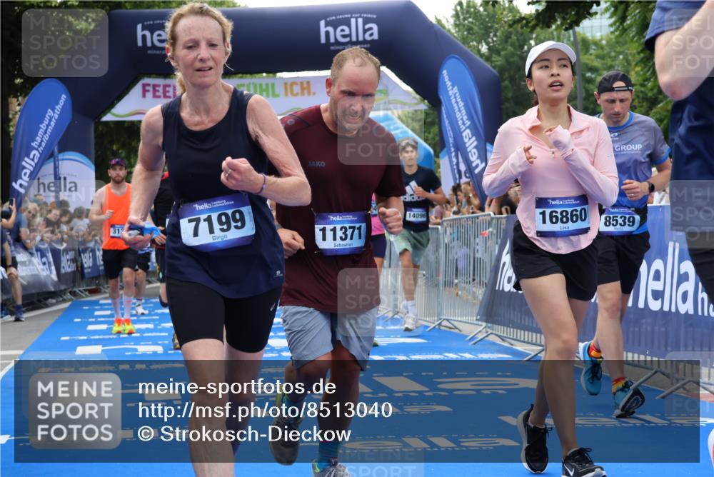 29.06.2025 - hella hamburg halbmarathon Strokosch-Dieckow http://msf.ph/oto/8513040 29.06.2025 11:43:12 Ziel 1196, 1394, 3130, 3306, 3699, 5913, 6806, 7199, 8539, 9331, 10083, 10696, 11371, 12364, 12391, 12935, 13601, 14096, 14249, 14516, 14517, 14725, 16860, 17102, 17155, 18568 meine-sportfotos.de