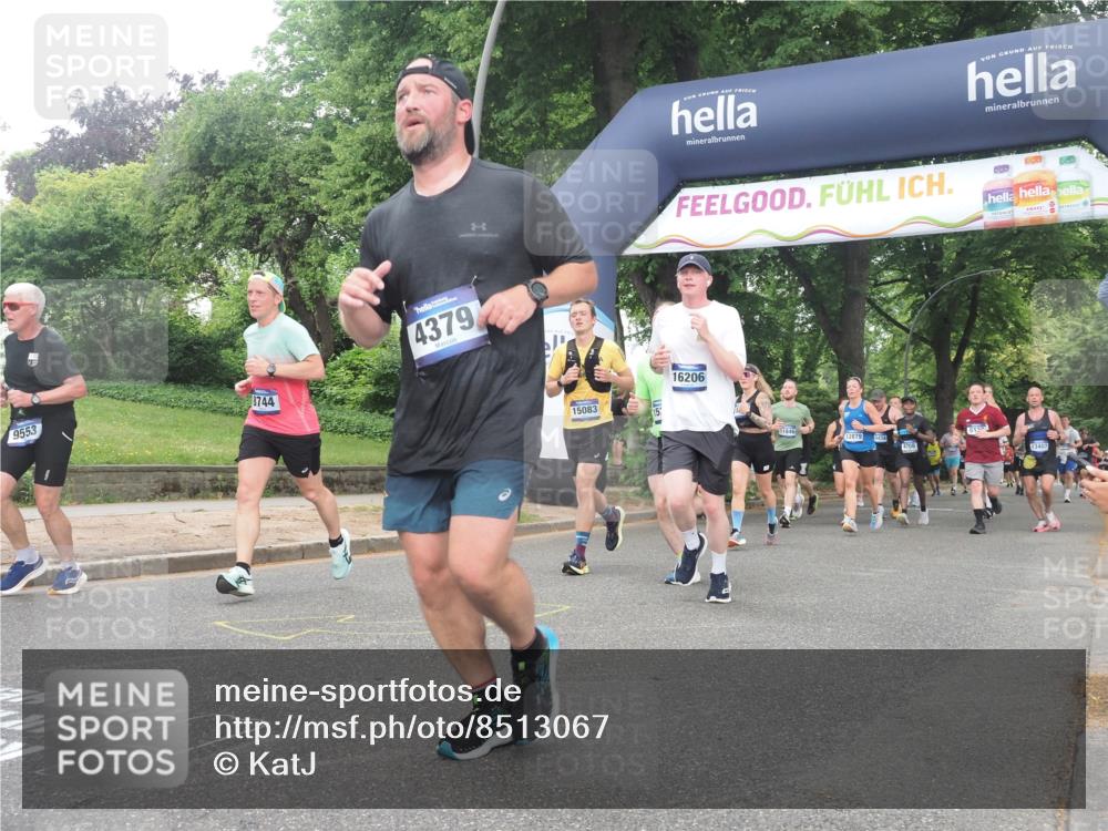 29.06.2025 - hella hamburg halbmarathon KatJ http://msf.ph/oto/8513067 29.06.2025 10:45:15 Zwischen KM18-KM19 4319, 4379, 4708, 6147, 6531, 8744 meine-sportfotos.de