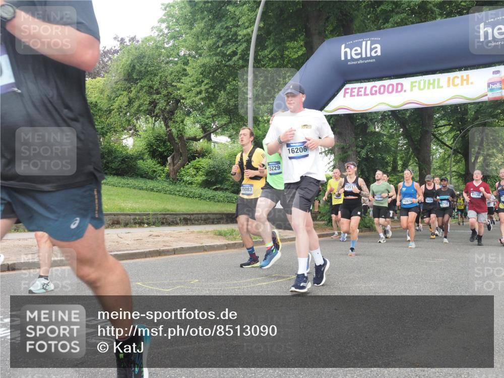 29.06.2025 - hella hamburg halbmarathon KatJ http://msf.ph/oto/8513090 29.06.2025 10:45:16 Zwischen KM18-KM19 4319, 4379, 4708, 6138, 6147, 6531, 8744 meine-sportfotos.de