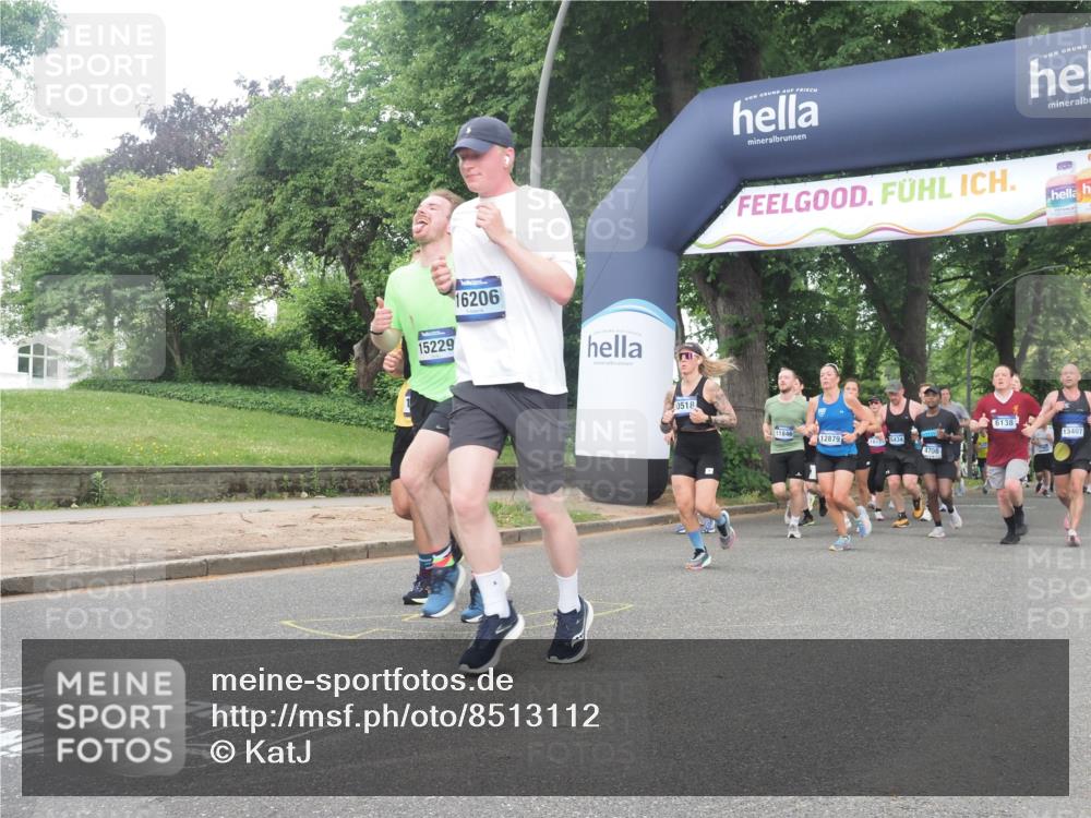 29.06.2025 - hella hamburg halbmarathon KatJ http://msf.ph/oto/8513112 29.06.2025 10:45:16 Zwischen KM18-KM19 4319, 4379, 4708, 6138, 6147, 6531, 8744 meine-sportfotos.de