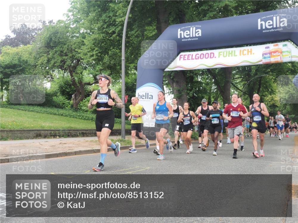 29.06.2025 - hella hamburg halbmarathon KatJ http://msf.ph/oto/8513152 29.06.2025 10:45:17 Zwischen KM18-KM19 1319, 4319, 4379, 4708, 5084, 6138, 6147, 6531, 8744 meine-sportfotos.de