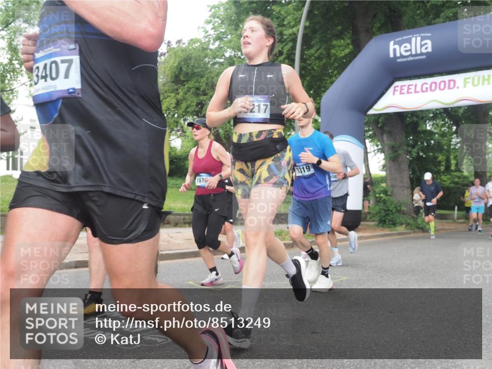 29.06.2025 - hella hamburg halbmarathon KatJ http://msf.ph/oto/8513249 29.06.2025 10:45:20 Zwischen KM18-KM19 1319, 4379, 4708, 4767, 5084, 6138, 6147, 8744 meine-sportfotos.de