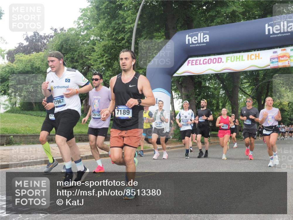 29.06.2025 - hella hamburg halbmarathon KatJ http://msf.ph/oto/8513380 29.06.2025 10:45:24 Zwischen KM18-KM19 1319, 2159, 4767, 5084, 6138, 7189 meine-sportfotos.de